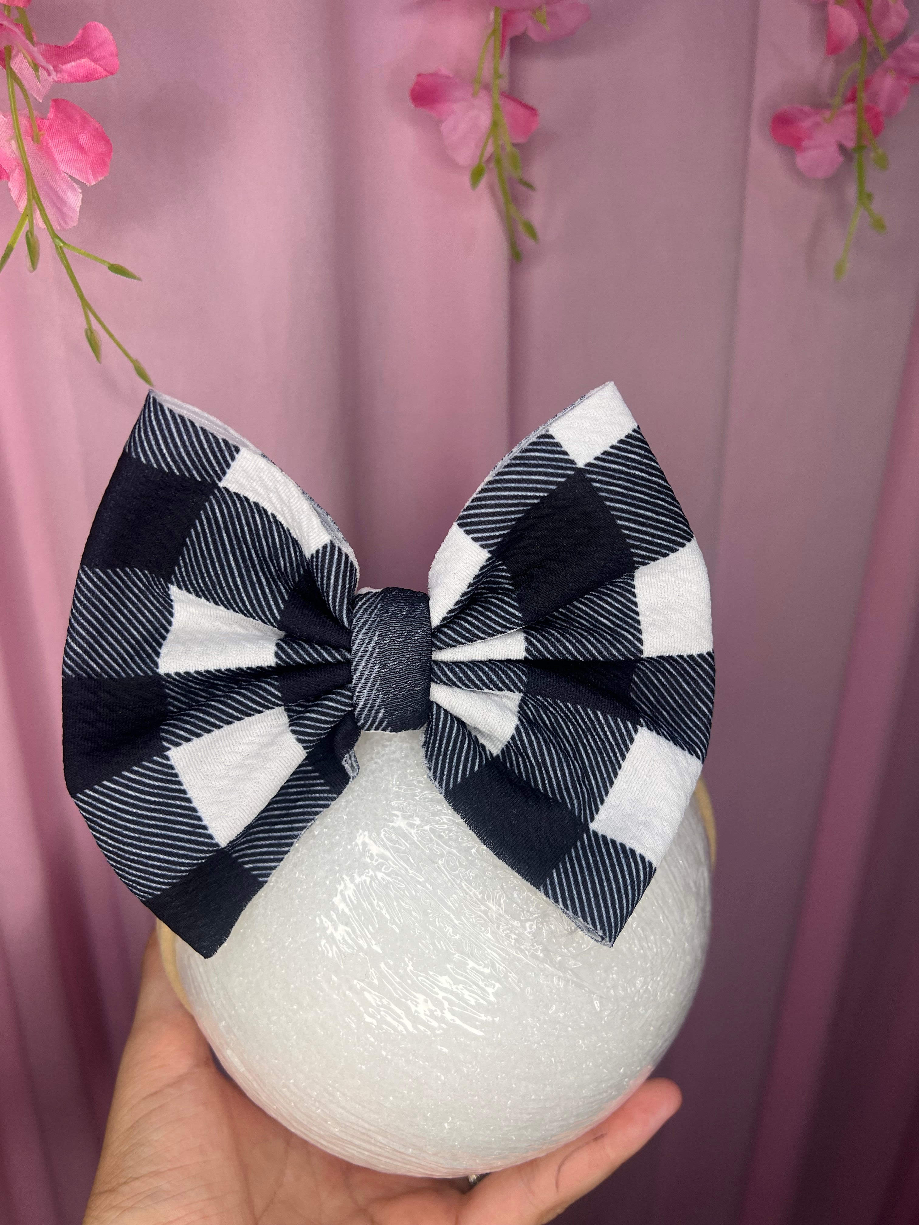 Plaid bow