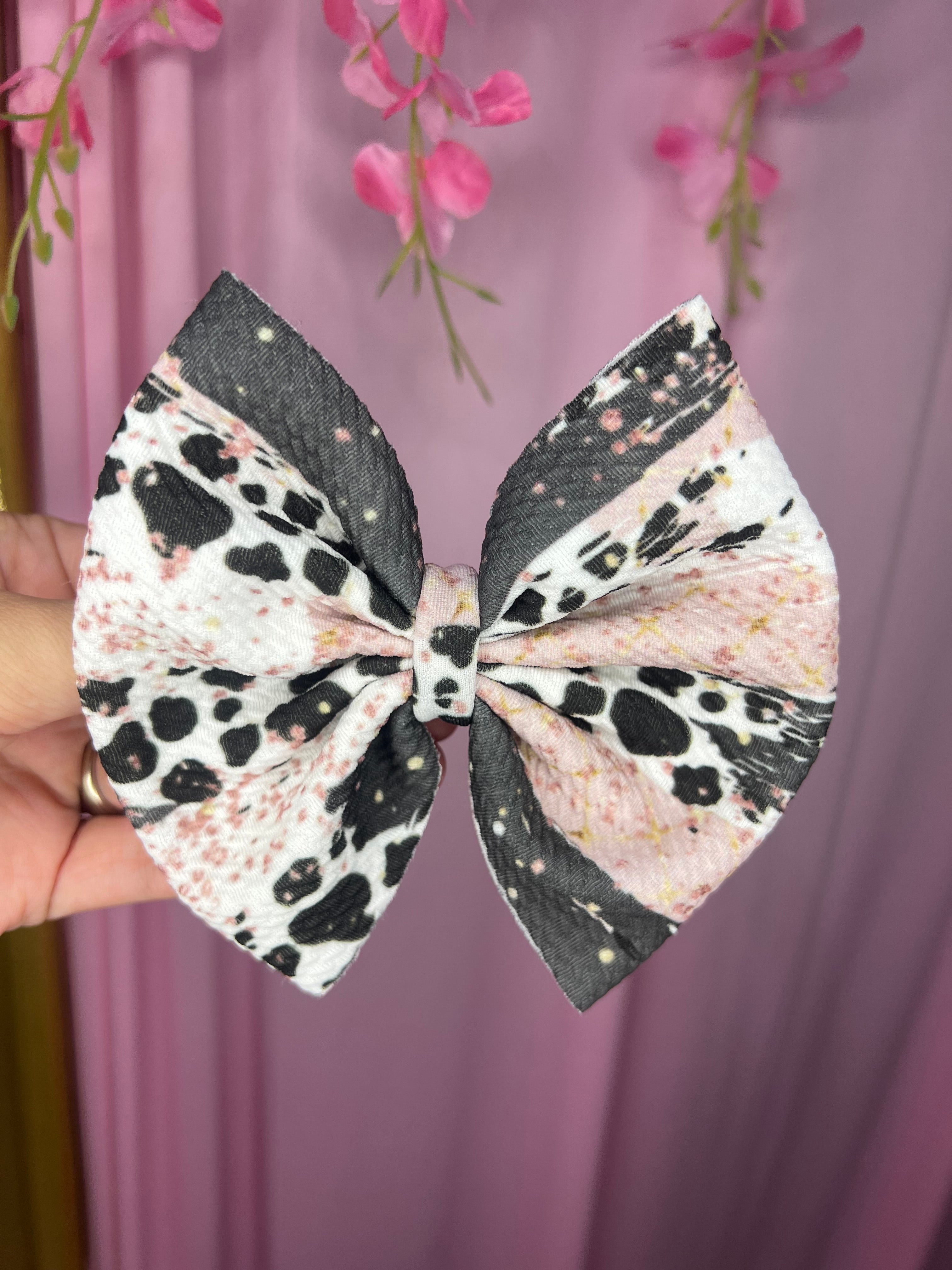 Cowprint bow