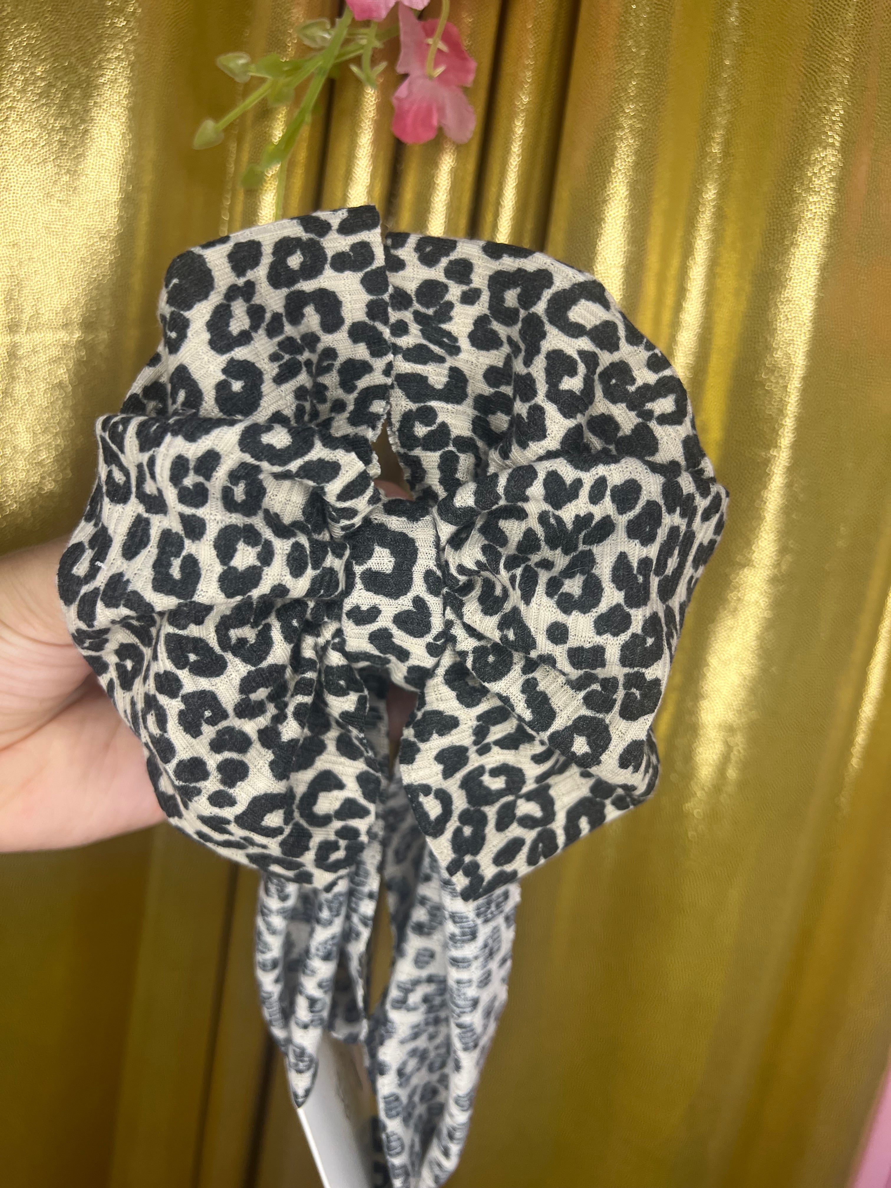Cheetah messy wrap