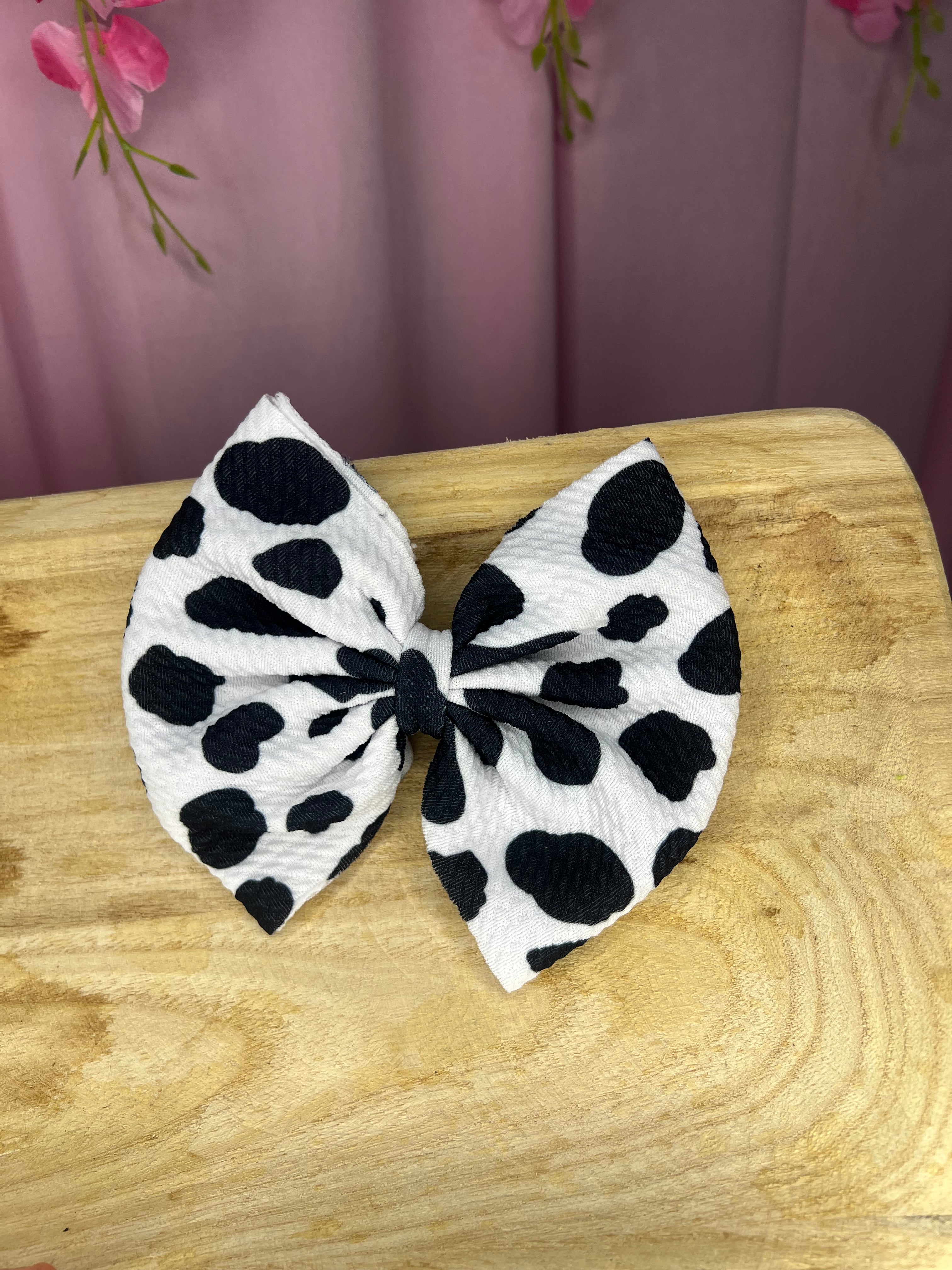 Cowprint bow