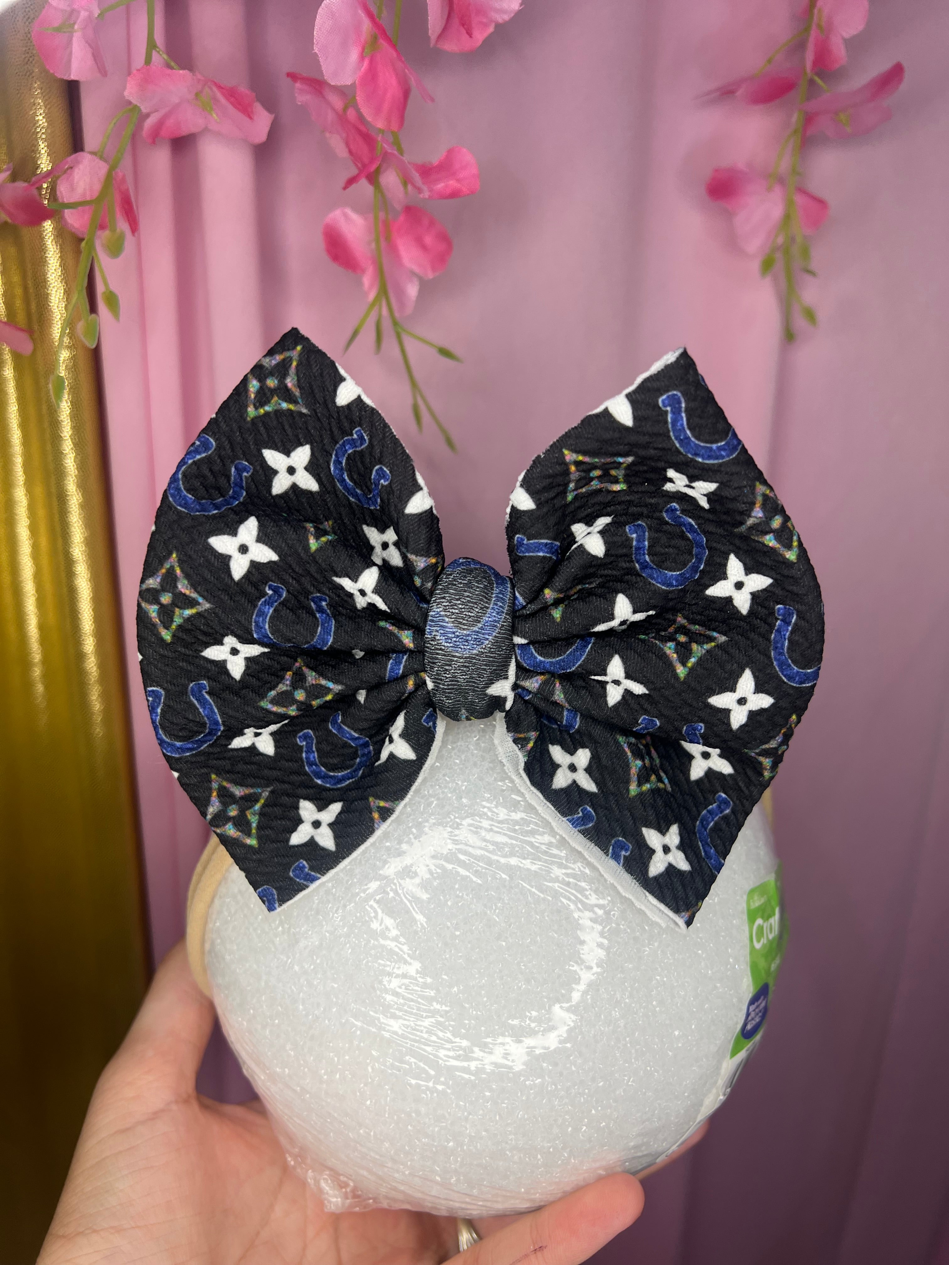 Bronco bow